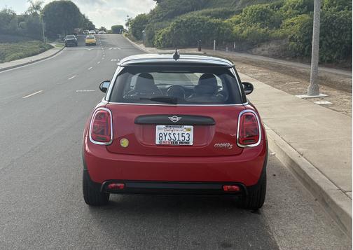 2022 MINI SE Hardtop Cooper