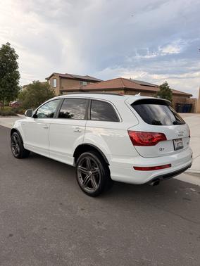White 2015 Audi Q7 3.0T S line Prestige