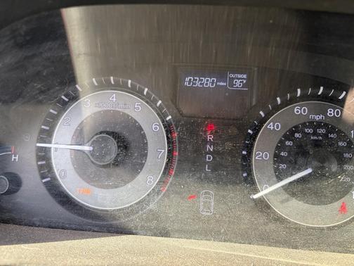 Silver 2011 Honda Odyssey EX-L