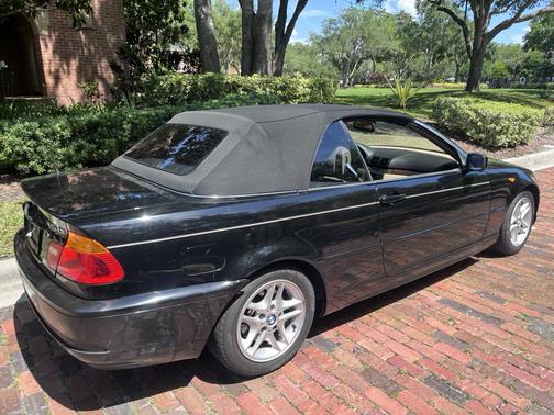 Black 2004 BMW 325 Ci