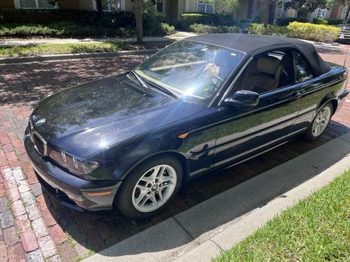 Black 2004 BMW 325 Ci