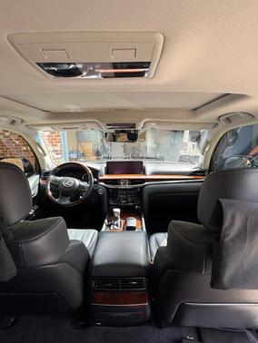 2017 Lexus LX 570 Base
