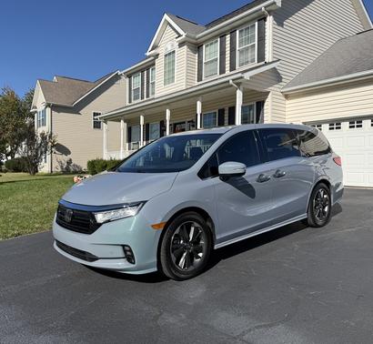Gray 2023 Honda Odyssey Elite