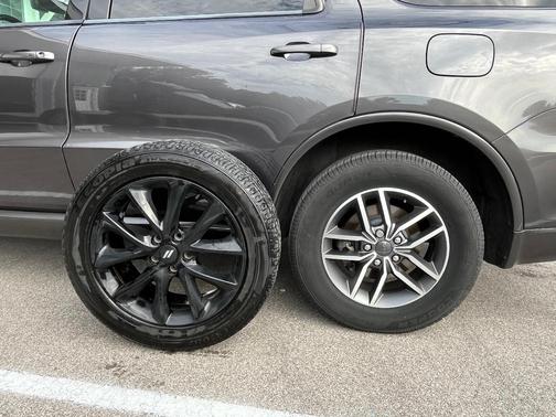Gray 2019 Dodge Durango GT