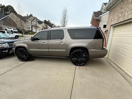 2014 Cadillac Escalade ESV Premium