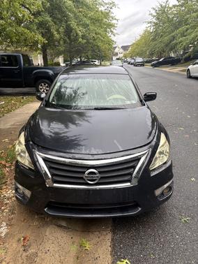 Blue 2014 Nissan Altima 2.5 S