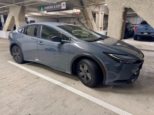 2024 Toyota Prius LE