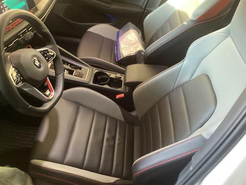 2022 Volkswagen Golf GTI 2.0T Autobahn