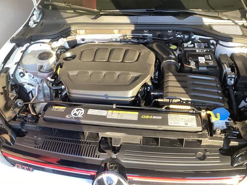 2022 Volkswagen Golf GTI 2.0T Autobahn