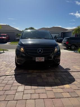 Black 2017 Mercedes-Benz Metris Base