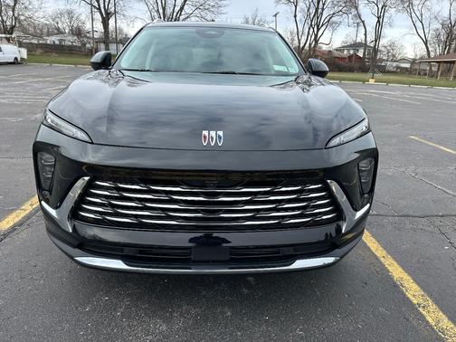 Black 2025 Buick Envision Preferred