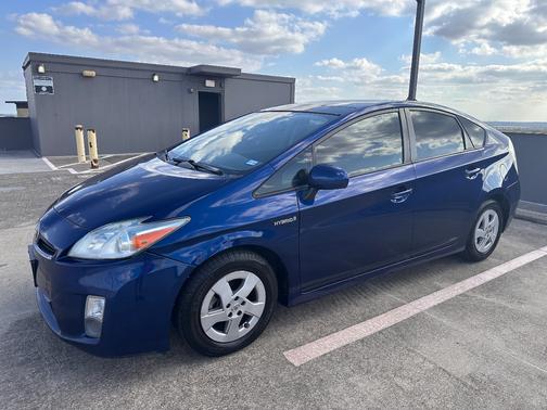 2010 Toyota Prius II