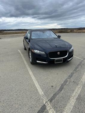 2017 Jaguar XF 35t Premium