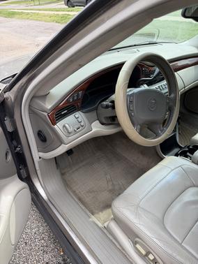 Brown 2004 Cadillac DeVille Base