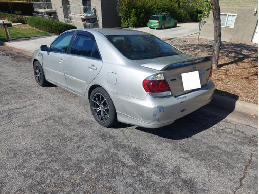 2005 Toyota Camry SE V6