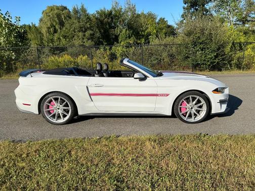 White 2019 Ford Mustang GT Premium