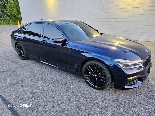 2016 BMW 750 i xDrive