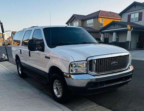 2003 Ford Excursion XLT 4WD