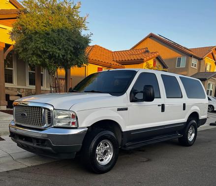 2003 Ford Excursion XLT 4WD