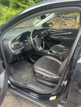 Black 2023 Chevrolet Bolt EUV LT