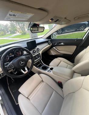 White 2018 Mercedes-Benz GLA 250 Base