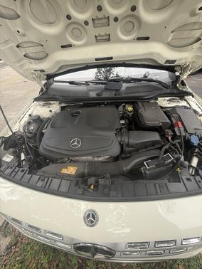 White 2018 Mercedes-Benz GLA 250 Base