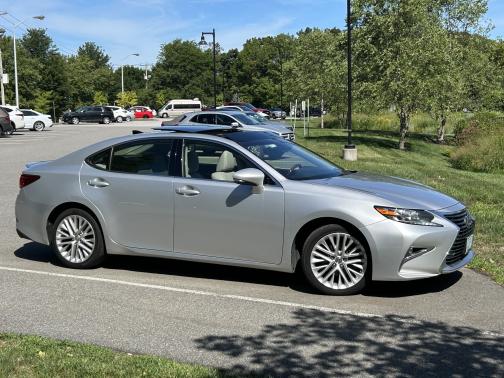 2016 Lexus ES 350 Base