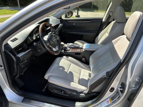 2016 Lexus ES 350 Base