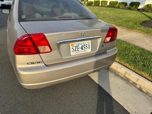 Gold 2002 Honda Civic LX
