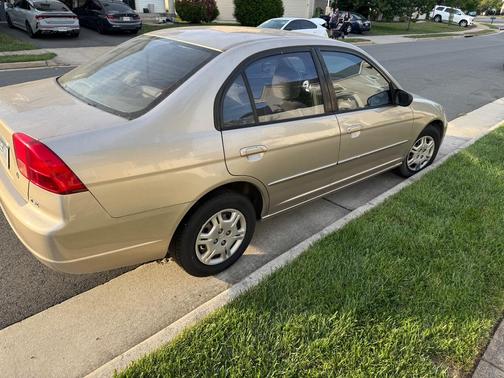 Gold 2002 Honda Civic LX