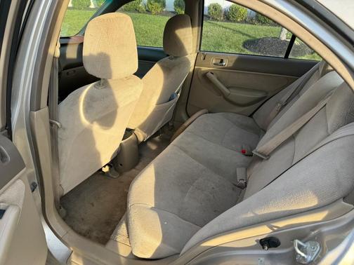 Gold 2002 Honda Civic LX