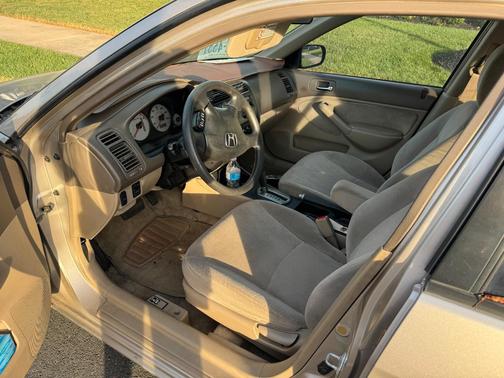Gold 2002 Honda Civic LX