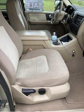2005 Ford Expedition XLT Sport