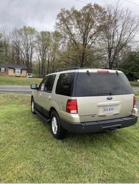 2005 Ford Expedition XLT Sport