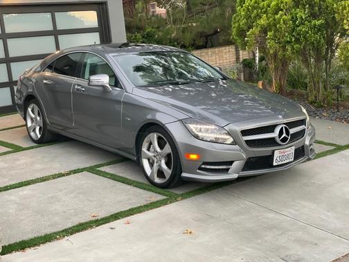 Gray 2012 Mercedes-Benz CLS-Class CLS 550