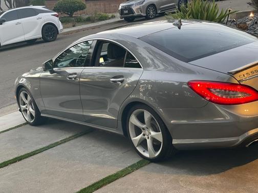 Gray 2012 Mercedes-Benz CLS-Class CLS 550