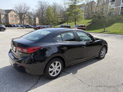 2015 Mazda Mazda3 i Sport