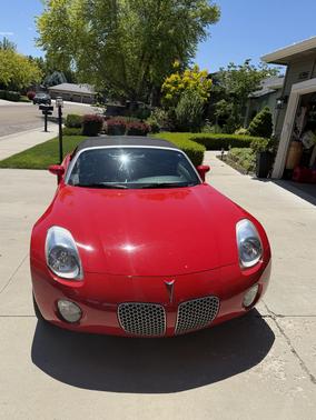 Red 2006 Pontiac Solstice Base