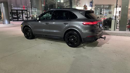 Gray 2019 Porsche Cayenne Cayenne S