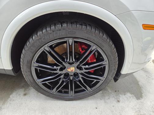 2016 Porsche Cayenne Turbo
