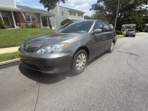 2006 Toyota Camry LE