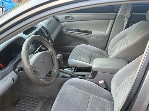 2006 Toyota Camry LE