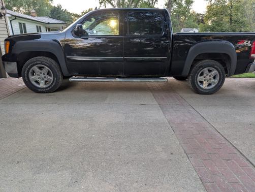 Black 2011 GMC Sierra 1500 SLE