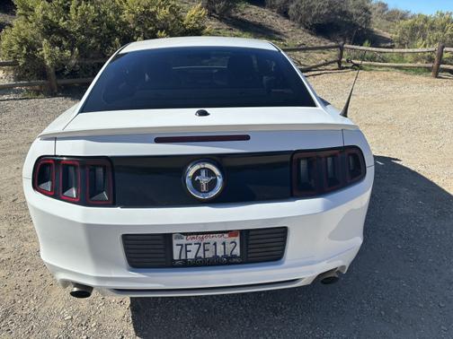 2014 Ford Mustang V6 Premium