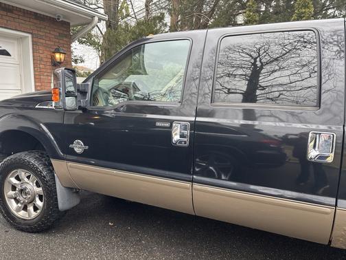 2011 Ford F-350 Lariat