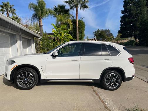 White 2018 BMW X5 xDrive35i