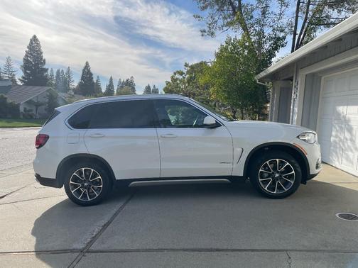 White 2018 BMW X5 xDrive35i