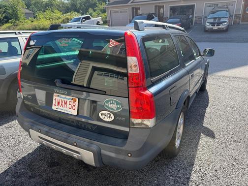 Blue 2006 Volvo XC70 2.5T
