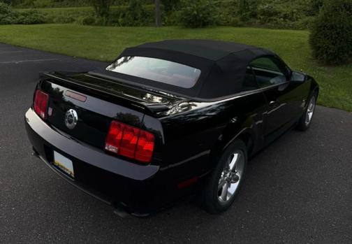 Black 2007 Ford Mustang GT