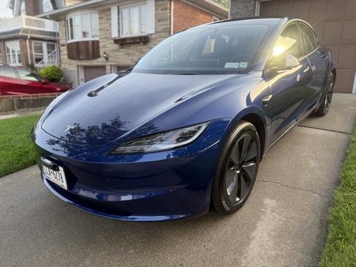 2024 Tesla Model 3 RWD